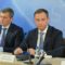 Глава города Андрей Прошунин заявил на Прямой линии о начале строительства новых школ